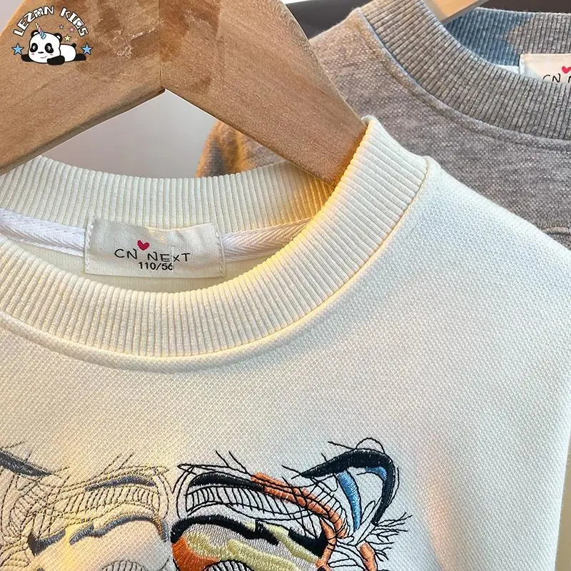 Direct Customized Boys' Sweatshirt Embroidered Tiger Head Baby Hoodies Sweatshirts - Image 2